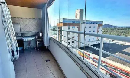 Apartamento com 3 dormitórios à venda, 107 m² por R$ 750.000,00 - Centro - Palhoça/SC