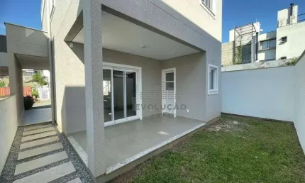 Linda Casa com 3 Suítes + Lavabo, com 130 m² - Santo Antônio de Lisboa - Florianópolis/SC