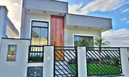 Linda Casa 04 Dorms, sendo 01 Suíte e 185 m² - Lisboa III - São José/SC