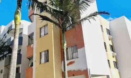Apartamento com 3 dormitórios à venda, 69 m² por R$ 305.000,00 - Forquilhinhas - São José/SC