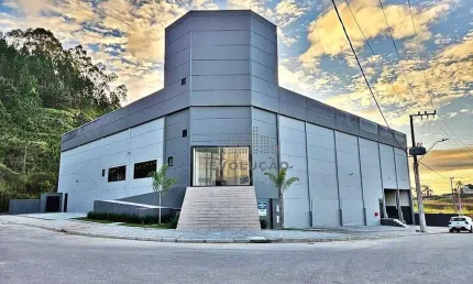 Galpão para locação, de frente ao acesso para contorno viário, br 282, palhoça/sc