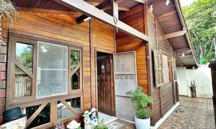 Residencia mista, 3 dormitórios, 1 suíte, piscina, bairro Ingleses, Florianópolis/SC