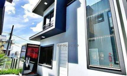 Casa com 2 quartos à venda na Rua Getúlio Vargas, Centro, Biguaçu