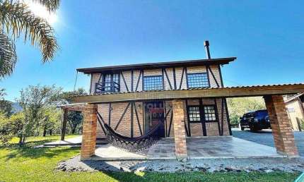 Maravilhosa Chácara com 2 Casas, 5 dormitórios - 30000m² - Rio Broecker - São Bonifácio/SC