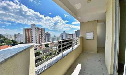 Ótimo apartamento localizado no bairro Barreiros semimobiliado