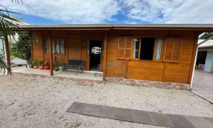 Casa com 2 dorms com edícula, palmas - governador celso ramos/sc