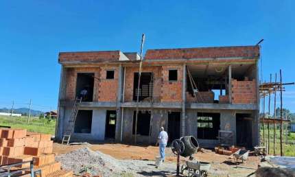 Sobrado Novo com 75 m² - Novo Loteamento Governador Celso Ramos/SC