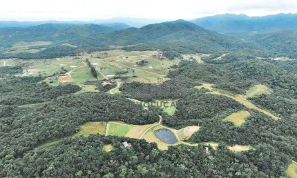 Fazenda com 62 hectares - zona rural - rancho queimado/sc, com novo plano diretor de expansão urbana