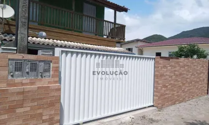 Casa com 3 quartos à venda na Praia de Palmas, Governador Celso Ramos 
