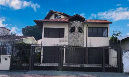 Casa com 3  Dorms, Suíte e 264 m² privativos - Capoeiras - Florianópolis/SC