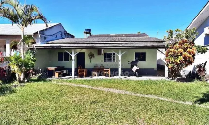 Casa com 2 quartos à venda na Rua Sagrada Familia, Pinheira, Palhoça