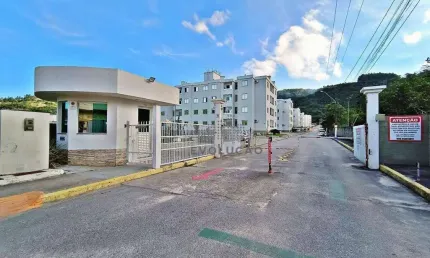 Apartamento com 2 quartos à venda na Rua Getúlio Vargas, Fundos, Biguaçu
