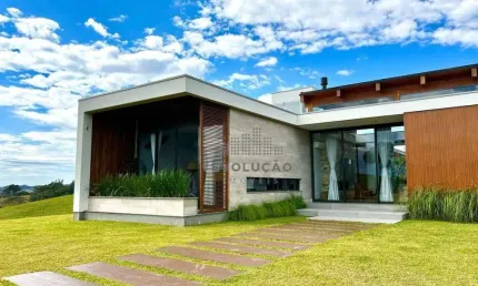 Casa de Alto Ppadrão, Condomínio Fechado em Rancho Queimado SC