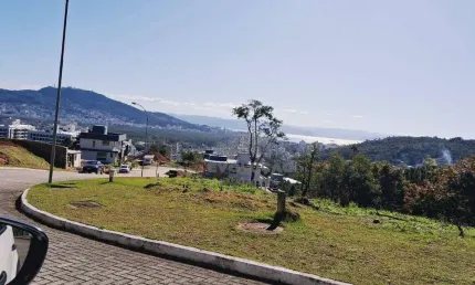Terreno na ilha da magia com 450 m² - itacorubi, florianópolis sc