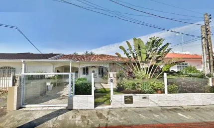 Ótimo Investimento, Casa dividida em 05 Aptos - Jardim Cidade de Florianópolis