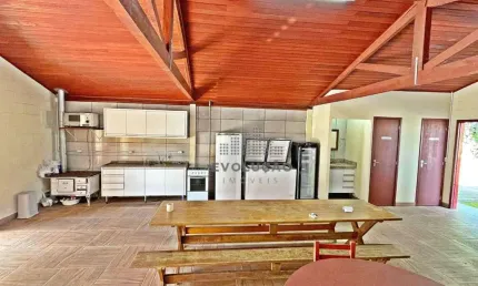 RANCHO para Festas, 2 Banheiros, Estacionamento - Ponte do Imaruim