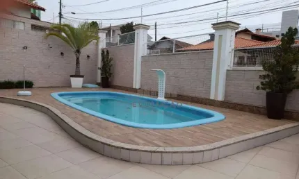 Casa com 6 dormitórios  - estreito - florianópolis/sc