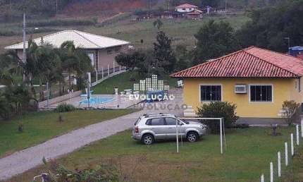 Chácara / sítio com 3 quartos à venda na Área Rural, Encruzilhada, Biguaçu
