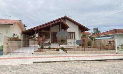 Casa 3 Dormitórios, 1 Suíte, Vagas, Centro, Palhoça/SC: