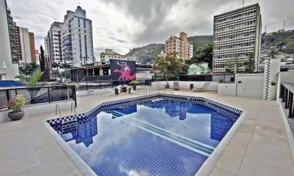 Cobertura com 4 dormitórios com 03 suítes - centro - florianópolis/sc