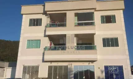 Excelente apartamento, com 3 quartos, 1 suíte, 1 banheiro social, salas, cozinha e área de serviço e vagas. Fundos, Biguaçú/SC.