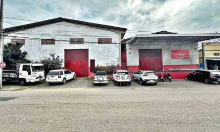Galpão para alugar, 900 m² por R$ 18.500,00/mês - Serraria - São José/SC