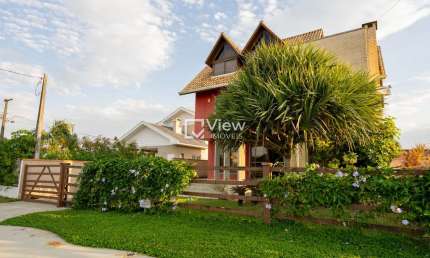 Casa com 3 quartos à venda na Itália, 105, Atami, Pontal do Paraná, 270 m2 por R$ 1.900.000
