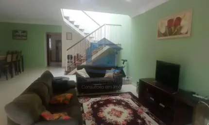 Casa com 4 quartos à venda no Jardim Sevilha, Indaiatuba , 280 m2 por R$ 900.000