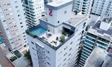 Apartamento com 3 quartos à venda na Rua 236, 203, Meia Praia, Itapema