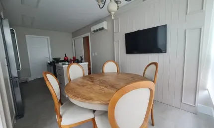 Apartamento com 4 quartos à venda na Rua 302, 408, Meia Praia, Itapema