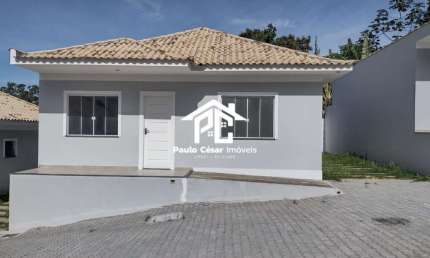 Casa em Condomínio à Venda em Araruama-RJ, na Praia do Hospício - 2 Quartos, 1 Sala, 1 Banheiro - 68m²