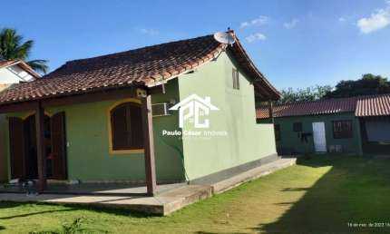 Ótima casa com 2 quartos, sala, cozinha, banheiro, copa, varanda na frente, área serviço nos fundos, mais anexo com quarto, sala, cozinham banheiro e