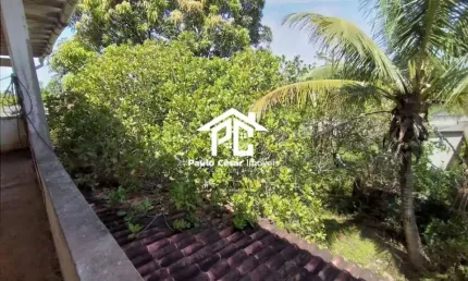 Casa com 02 quartos, sala, cozinha, banheiro, área de serviço, garagem para 05 carros, terraço, boa localização, próxima a comércios em geral, somente