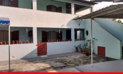 Ótima casa com 02 quartos sendo 02 suítes, sala, cozinha, banheiro, área de serviço, varandas, garagem, excelente localização. Aceita carta de crédito
