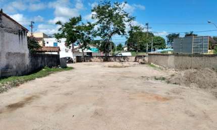 Excelente terreno comercial ao lado da igreja no Japão com 526,00m², todo escritura e legalizado.