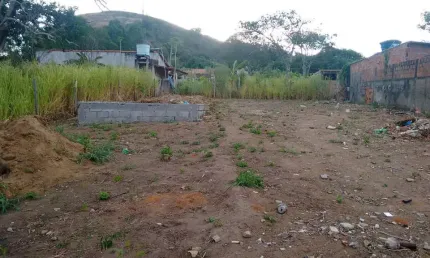 Excelente terreno com aproximadamente 450,00m², com escritura, rgi, totalmente legalizado