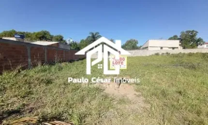 Ótimo lote medindo 15x40 com total de 600m², rua bem movimentada e próximo ao centro. Documento particular de compra e venda.