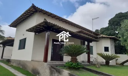 Casa para venda em Araruama-RJ, Rio do Limão: 3 quartos, 1 suíte, 1 sala, 2 banheiros, 194 m² de área.