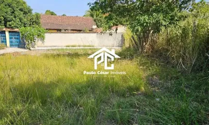 Lote próximo a rodovia, com total de 450m² medindo 15x30. Escritura registrada, tudo ok. Aceita carro como parte de pagamento.