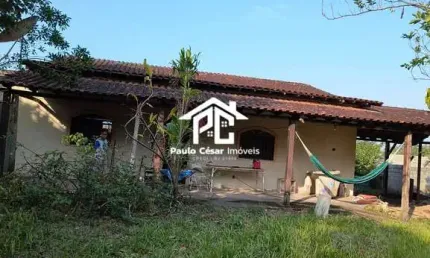 Casa à venda em Araruama-RJ, Paracatu: 1 quarto, 1 sala, 1 banheiro, 1 vaga de garagem, 65,00 m² de área. Venha conferir!
