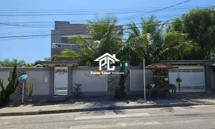 Casa de 3 quartos com vista para a lagoa em Araruama-RJ, bairro Pontinha: 2 suítes, 2 salas, 3 banheiros, 2 vagas, 290m².