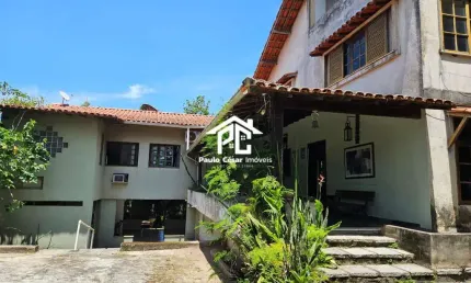Casa à venda em Araruama-RJ: Charme e conforto no Alto da Boa Vista - 4 quartos, 1 suíte, 2 salas, 3 banheiros, 1 vaga, 140m².