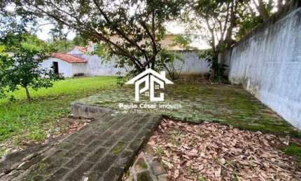 Terreno à venda na Pontinha, Araruama-RJ: 450m² de área para construir seu sonho!