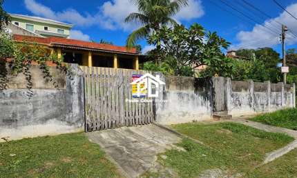 Casa à venda em Saquarema-RJ: 3 quartos, 1 suíte, 1 sala, 1 banheiro, 1 vaga de garagem, 145,16 m² de área.