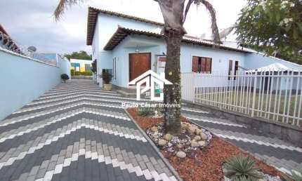 Imperdível oportunidade: Casa à venda em Araruama-RJ, bairro Pontinha, 3 quartos, 2 suítes, 2 salas, 2 banheiros, 211m².