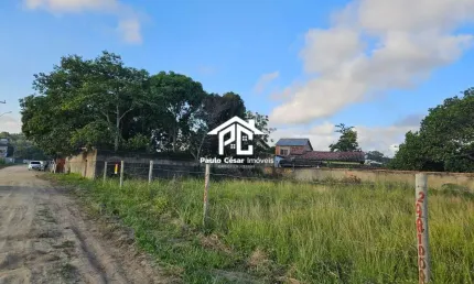 Terreno à Venda ? Bairro Jardim Ipitanga ? Araruama/RJ  Terreno com área total de 756 m², ideal para construção residencial. Localizado no bairro Jardim Ipitanga.  Documentação em dia. Entre em contat
