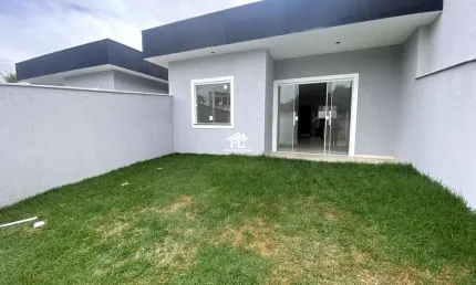 Casa à venda em araruama-rj, parque mataruna: 2 quartos, 1 suíte, 1 sala, 1 banheiro, 78m² de área. aproveite!