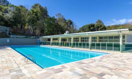 Apartamento para Locação com 2 Quartos Campo Comprido