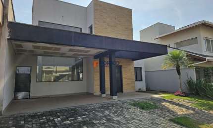 Casa a venda 3 suítes excelente quintal em condomínio em Paulínia 408 m² de terr