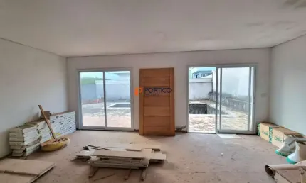 sobrado com piscina pra investidor 3 suítes construção em andamento